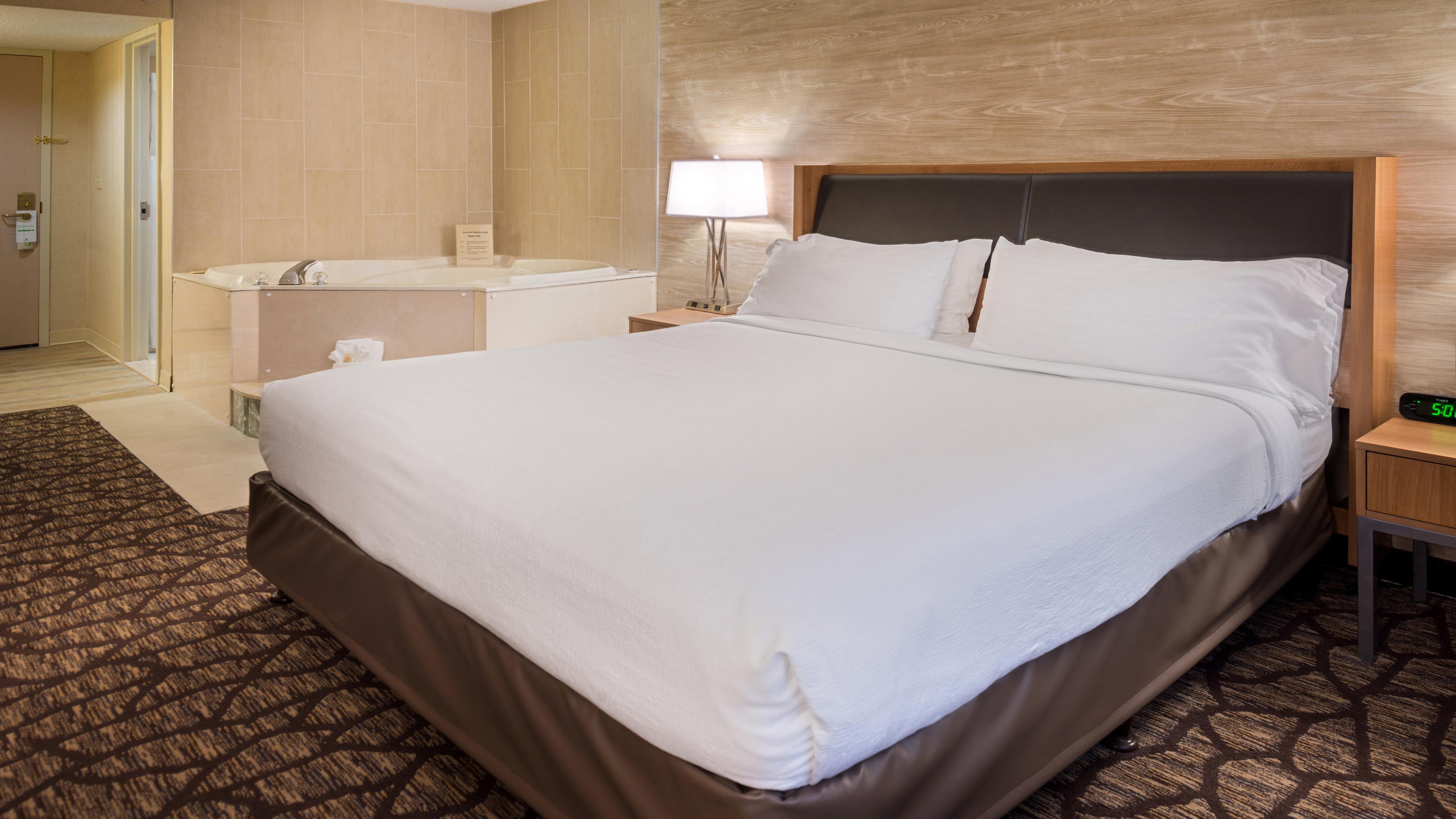 Holiday Inn Hotel & Suites Warren By Ihg Экстерьер фото