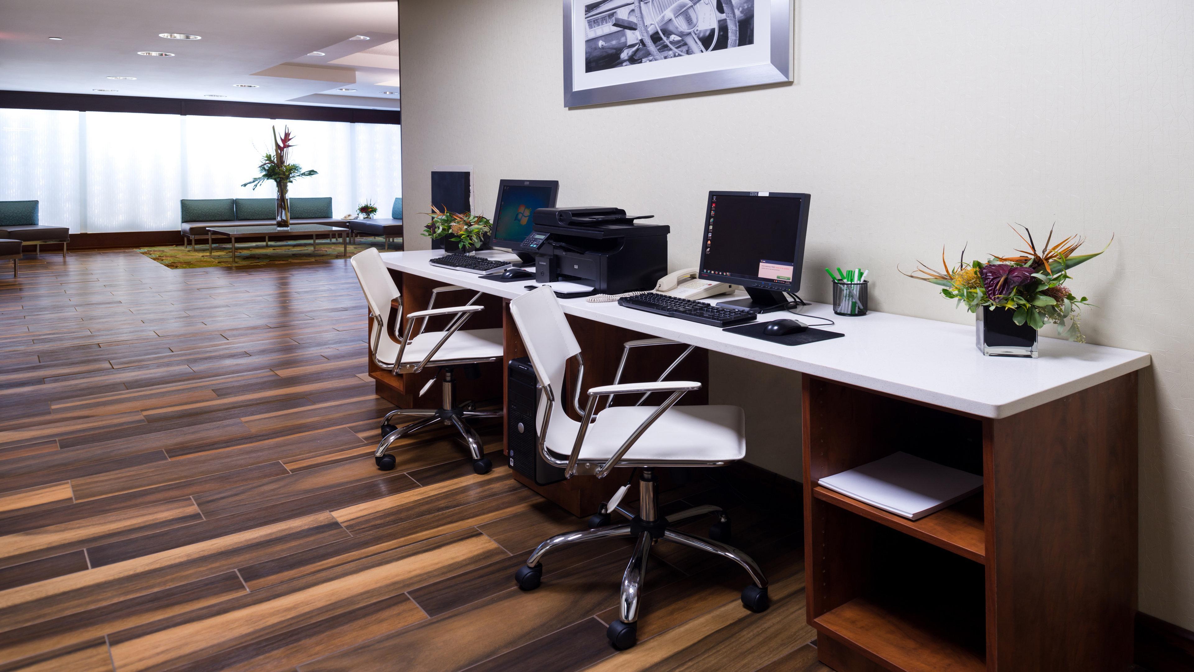 Holiday Inn Hotel & Suites Warren By Ihg Экстерьер фото