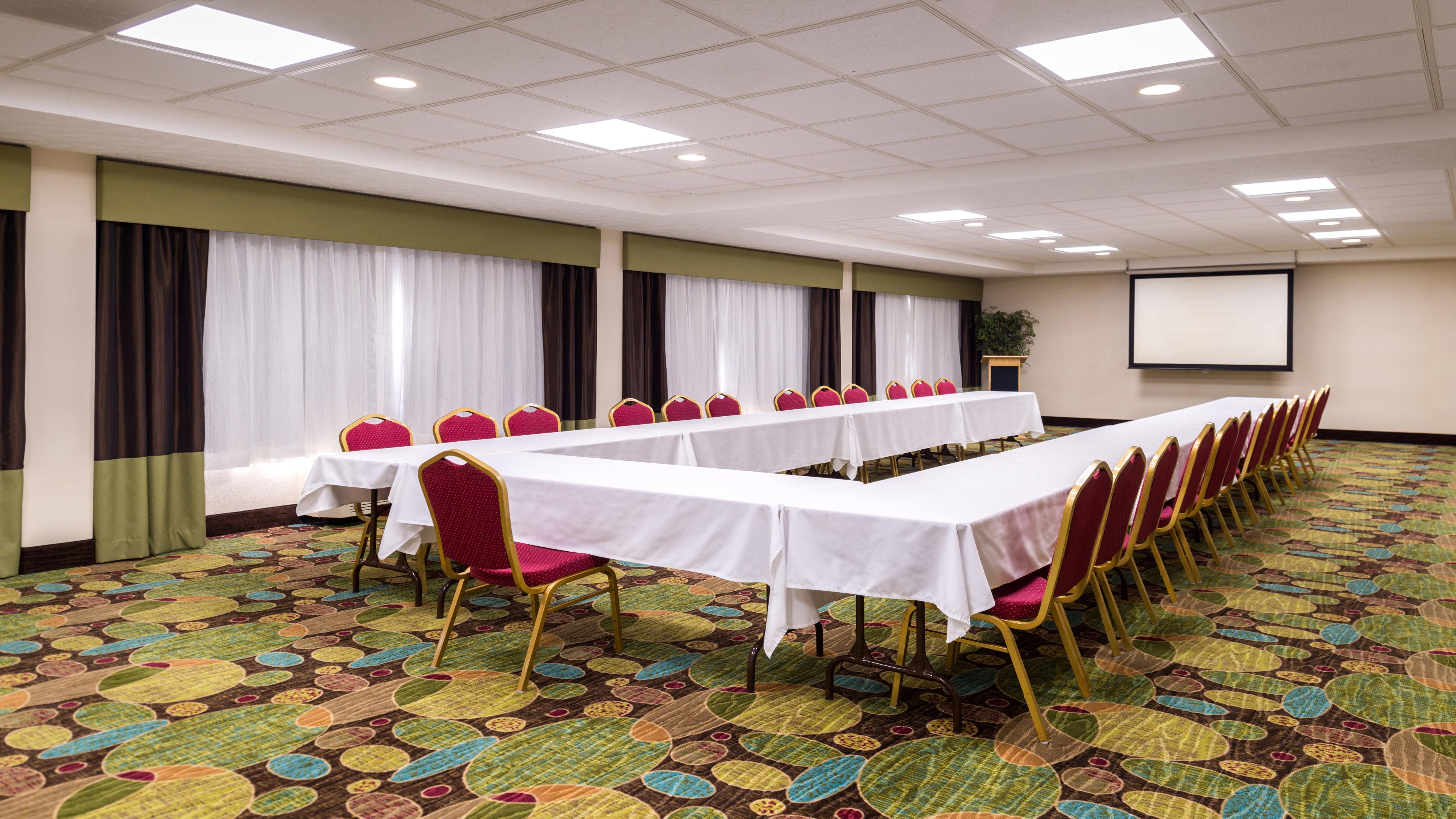 Holiday Inn Hotel & Suites Warren By Ihg Экстерьер фото